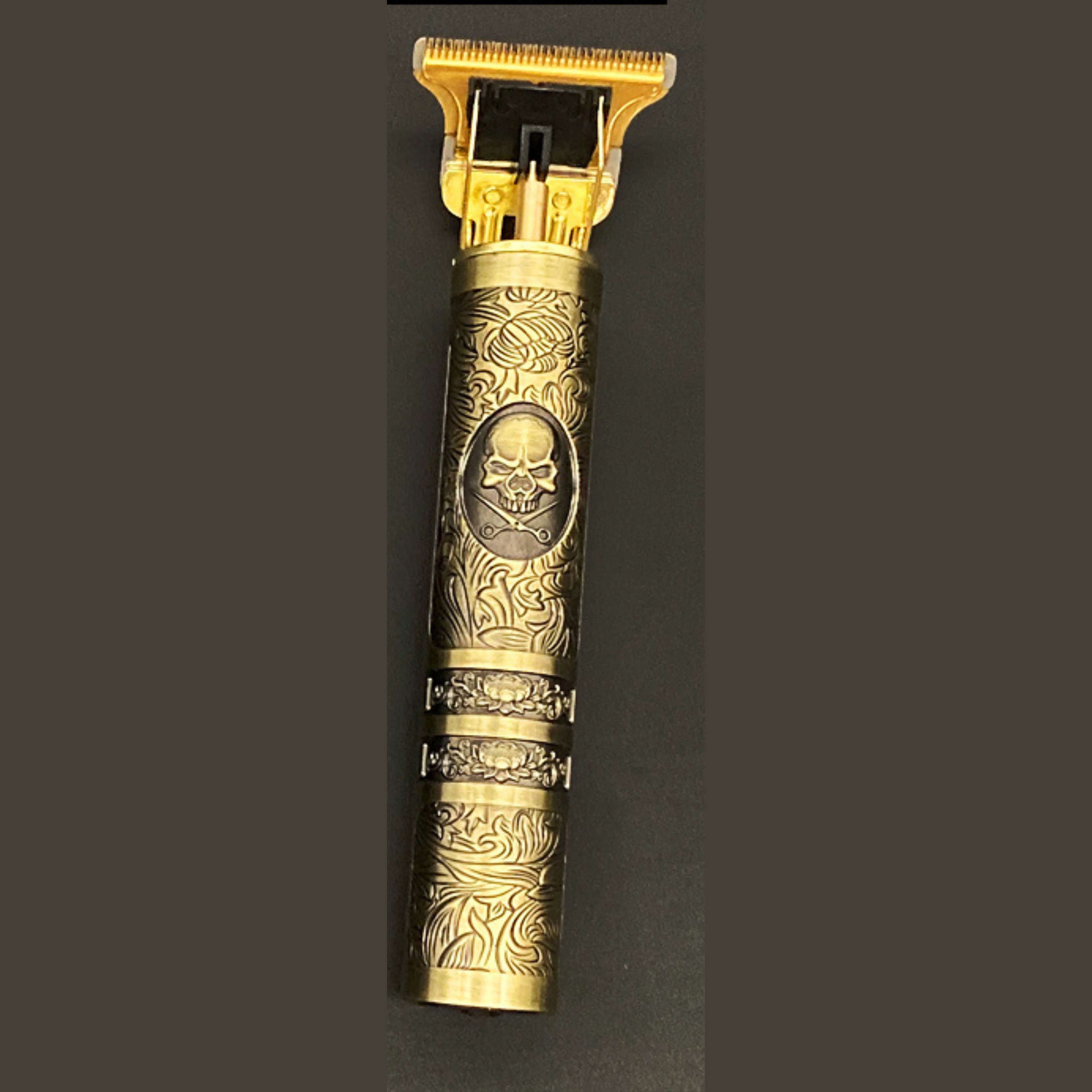 Vardi Skull Vintage Trimmer™ | Der Barber-Trend des Jahres! - Wiederaufladbar inkl. Aufsätze