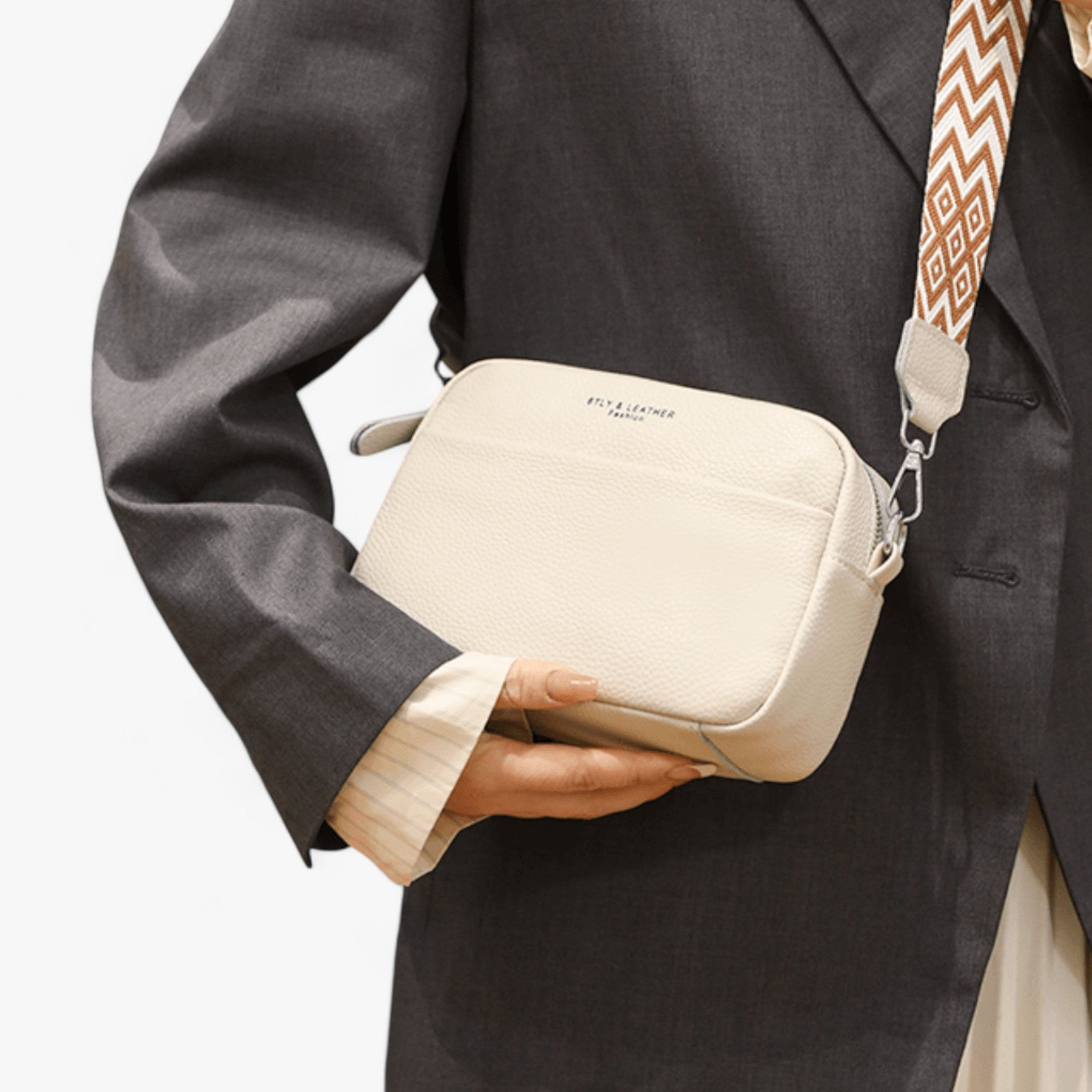 CrossbodyBag™ - Leder Damenhandtasche