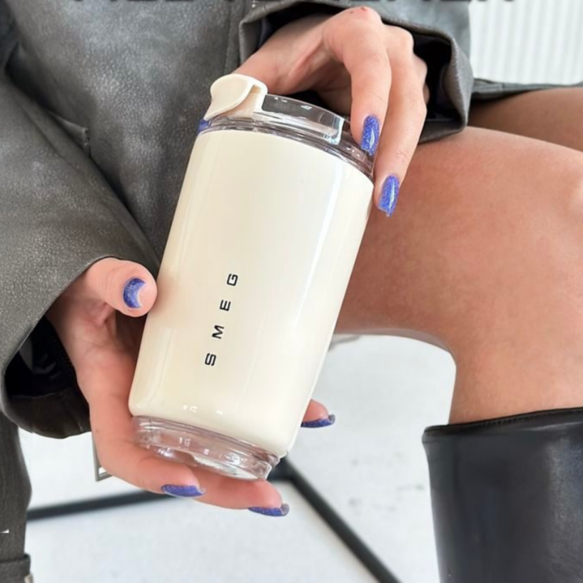 Eleganter Thermobecher - Stylisch & Langlebig