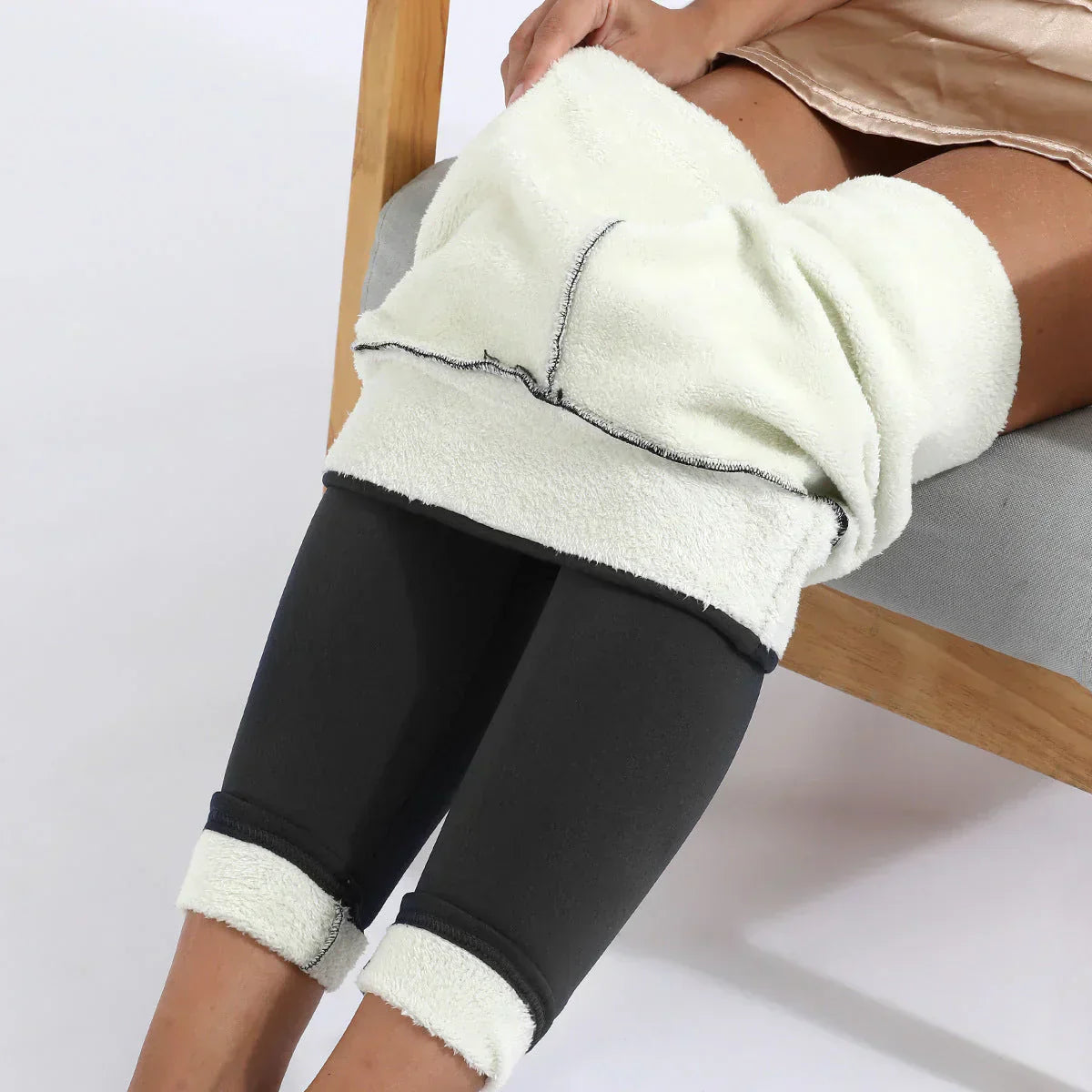 Premium Fleece Leggings – Warm und Bequem für Wintertage